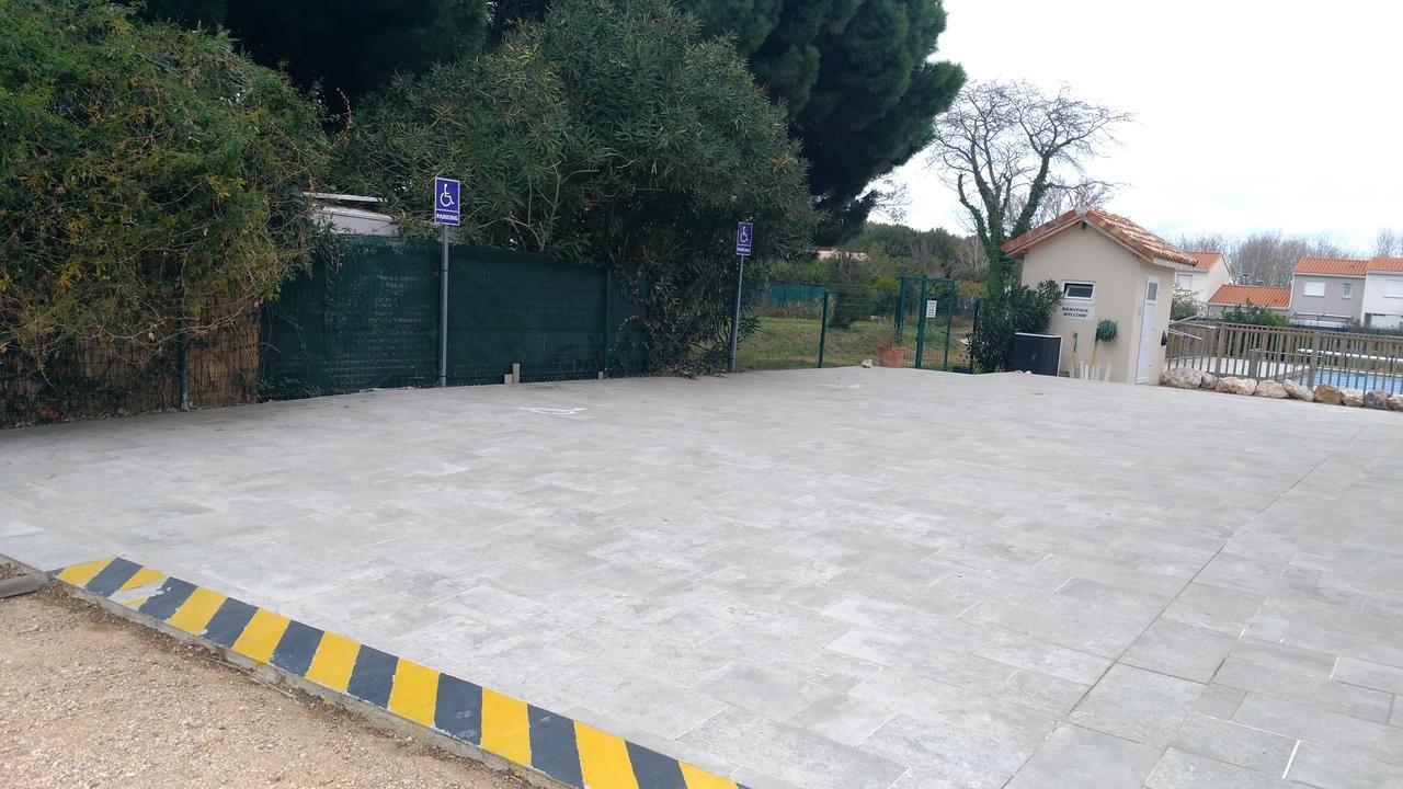 Hotel Bleu Azur Argelès-sur-Mer Esterno foto