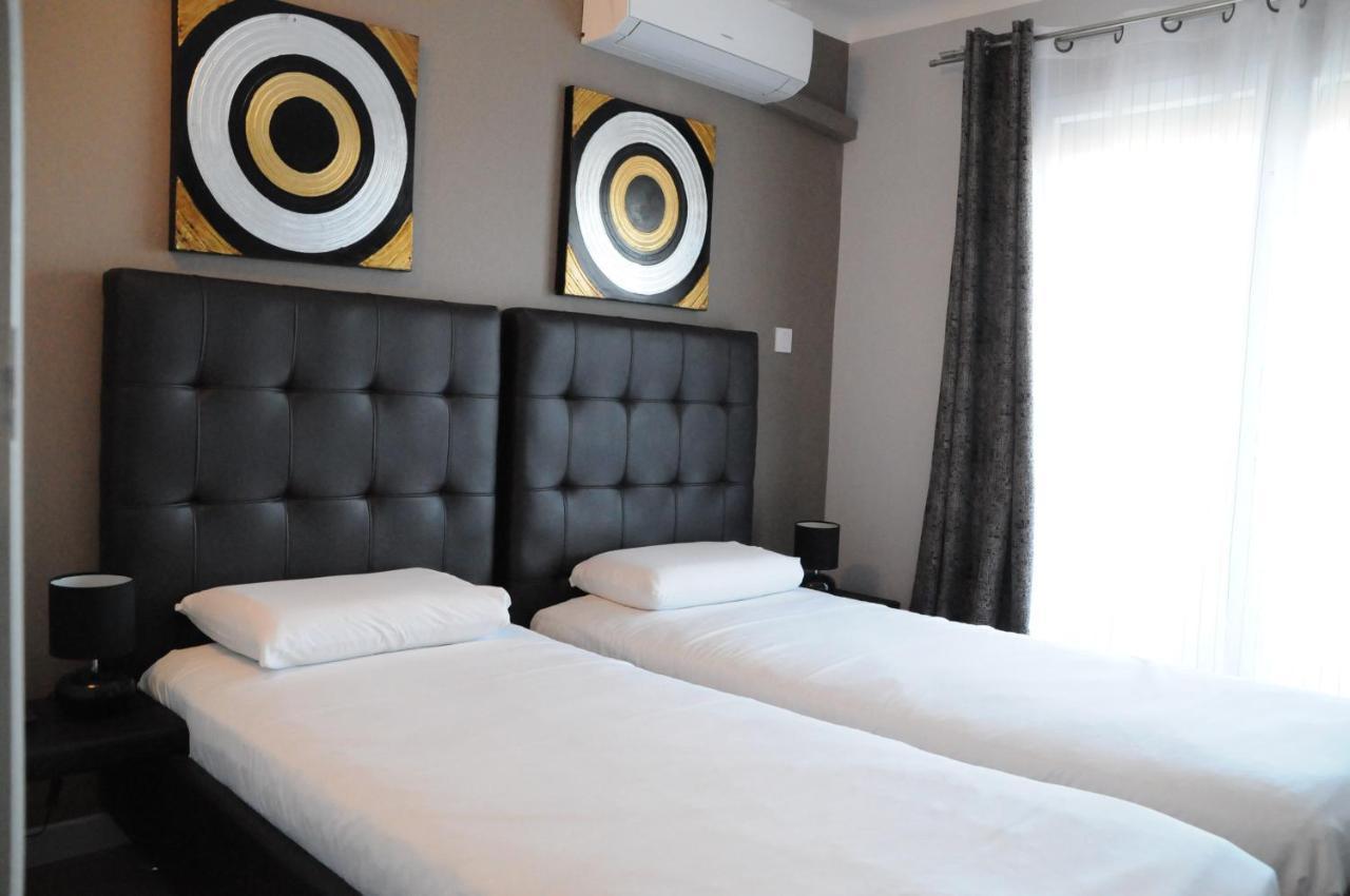 Hotel Bleu Azur Argelès-sur-Mer Esterno foto